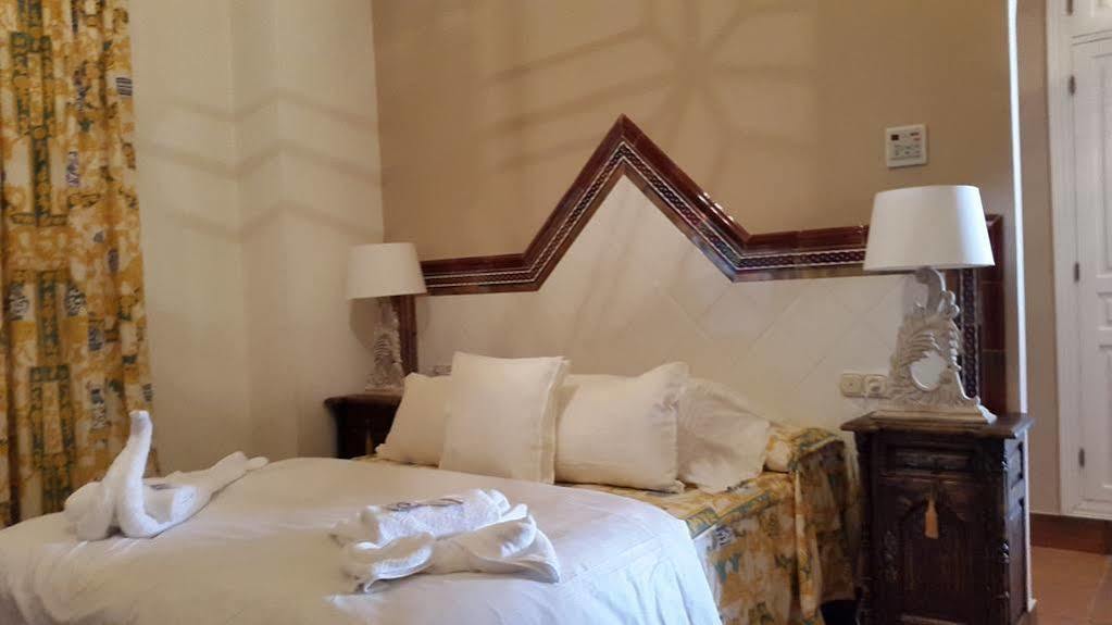 Palacio Donana , Rural & Luxury เอลโรซิโอ ภายนอก รูปภาพ